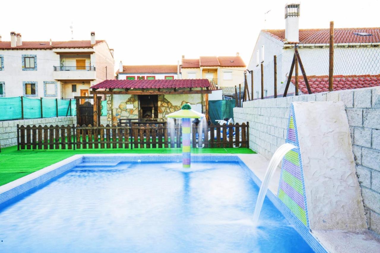 Vila El Robledillo Exteriér fotografie