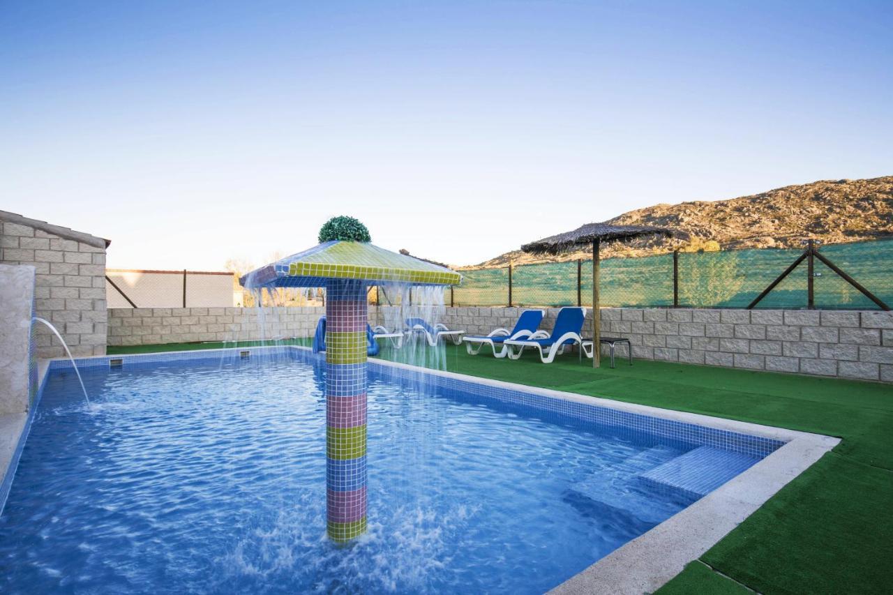 Vila El Robledillo Exteriér fotografie