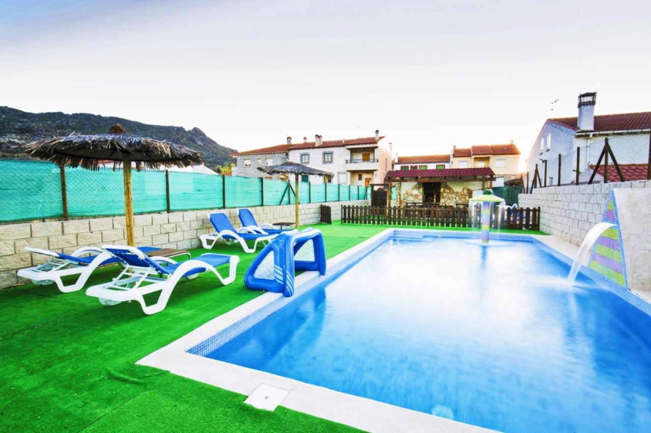 Vila El Robledillo Exteriér fotografie